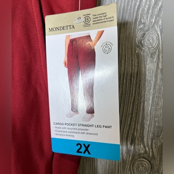 276. NWT Mondetta Ladies' Straight Leg Cargo Pant, Tibetan Red 2X Plus - Picture 9 of 9